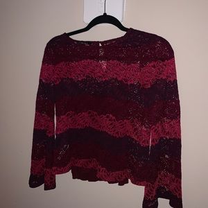 BANANA REPUBLIC beautiful maroon laced top